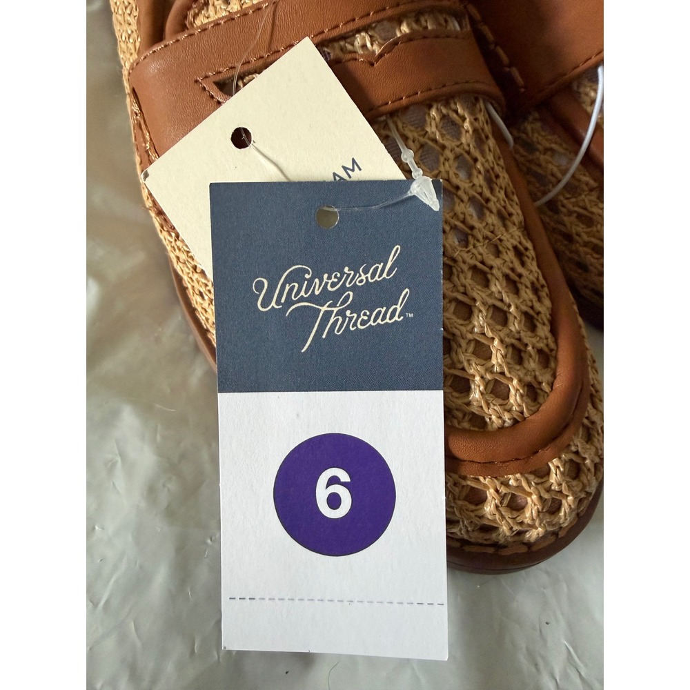 Universal Thread Womens 6 Crochet Penny Loafers Natural Tan Memory Foam Cove NEW - Picture 4 of 10